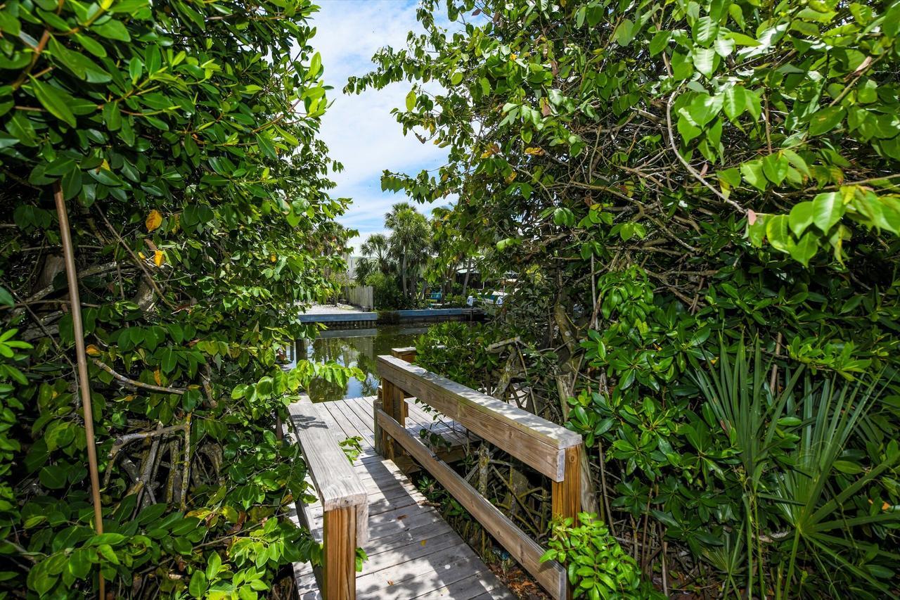 Village House By Beachside Management Siesta Key Bagian luar foto
