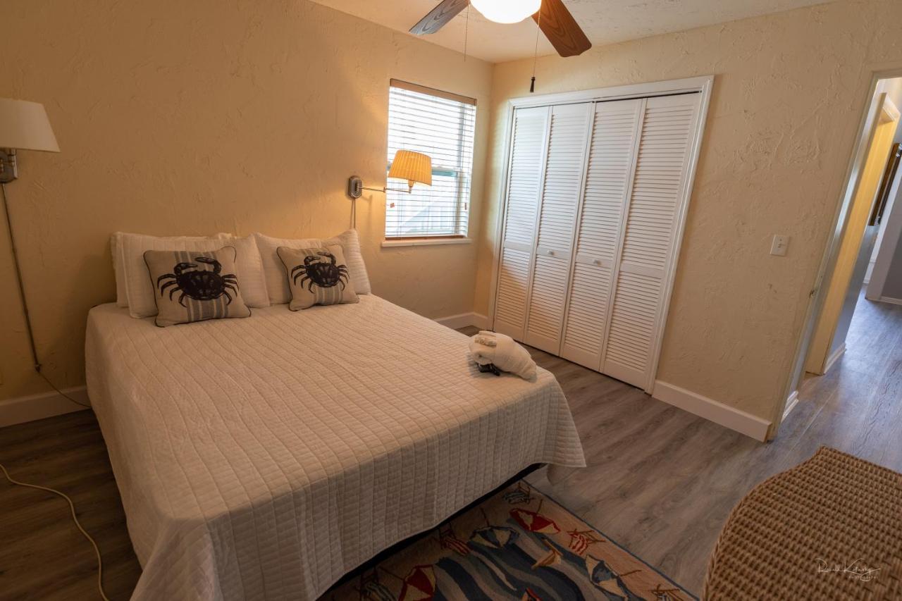 Village House By Beachside Management Siesta Key Bagian luar foto